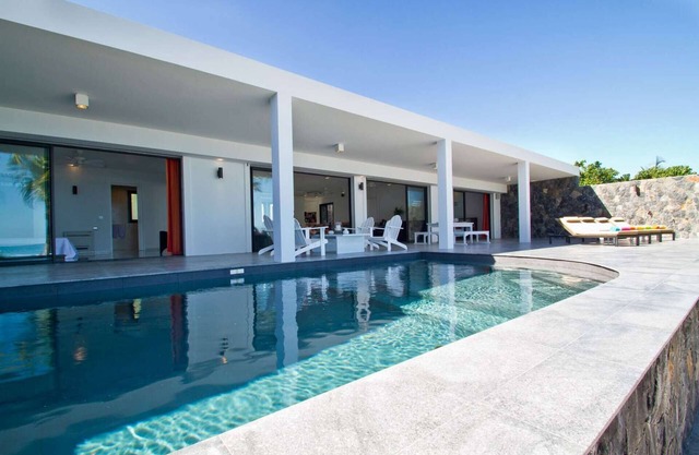 Les Basses Luxury villa