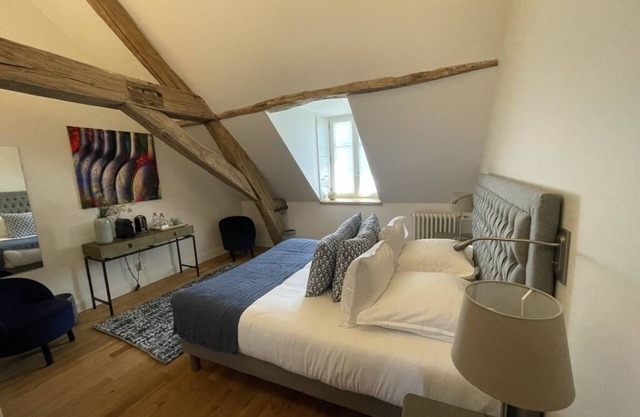 Les Baudes-Doppelzimmer-Deluxe-Ensuite Dusche-Gartenblick