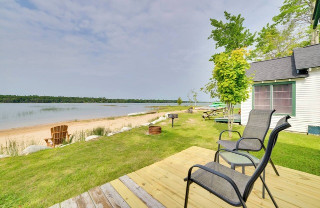 Les Cheneaux Islands Retreat 2: Boat, Fish & Swim