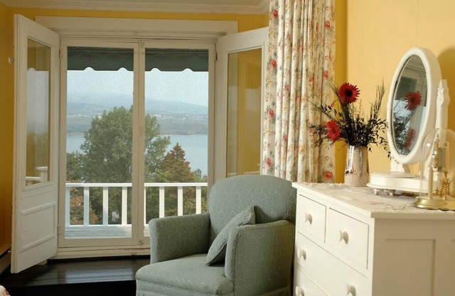 Les Immeubles Charlevoix - La Côte Fleurie 241