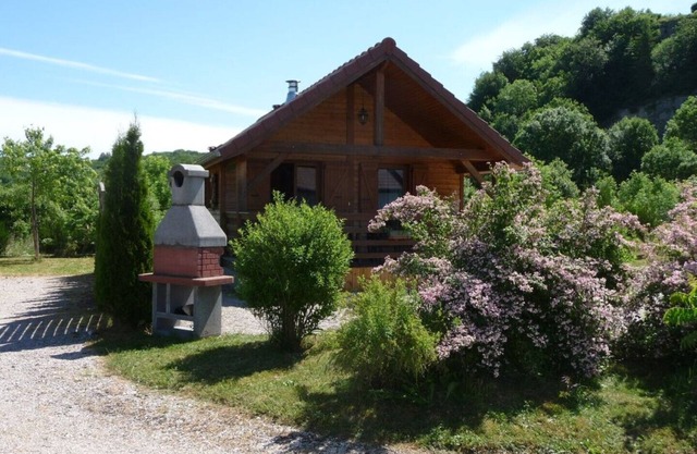 Les Silènes 2 - Chalet 3 * in Doucier - See und Geschäfte in der Nähe -