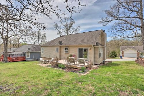 Less Than 1 Mi to Marina Family-Friendly Osage Beach Home