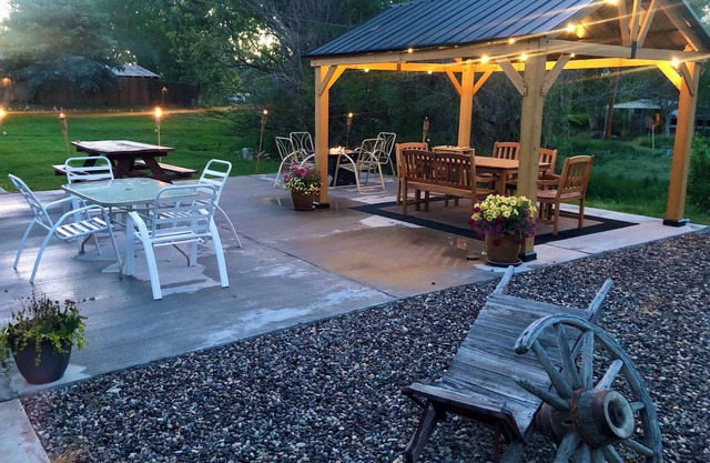 ❤'Where The Fisherman Stay', 4B/2B, Pools One Minute, Pets, A+ Amenity-Rich