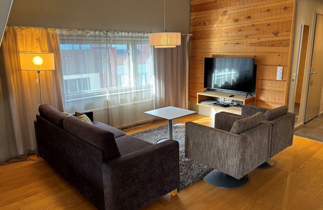 Levi Suites Unna Mànnu