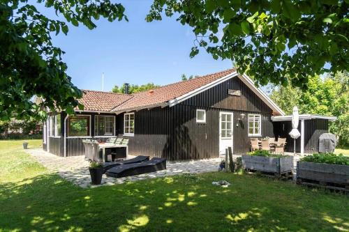 LF10219 Thyholm - Engblommevej 9