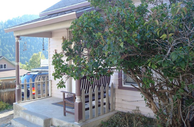 Li'l Cottage On Clear Creek im historischen Silver Plume Hot Springs und Cool Skifahren