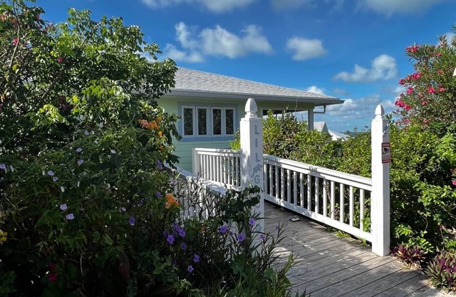 Li'l Gecko Cottage - Guana Cay 2/2