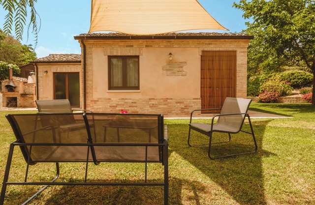 Libeccio - Relax e Natura tra le colline delle Marche, Libeccio - Relax e Natura tra le colline dell