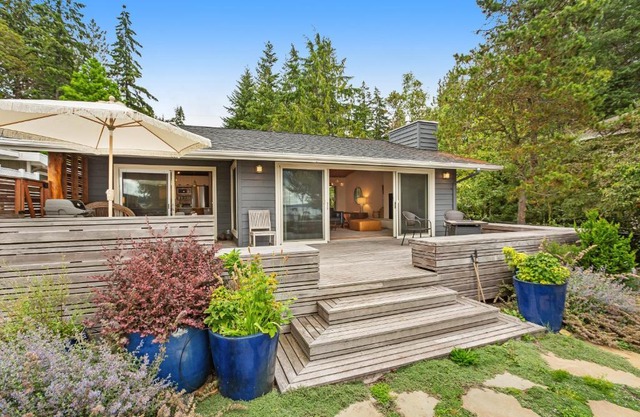 Liberty Bay Beach House