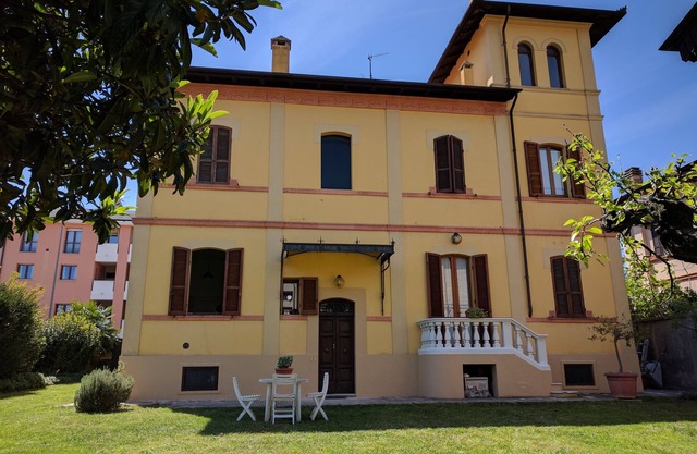 "Liberty House" - Einzelzimmer "Giallo Oro"