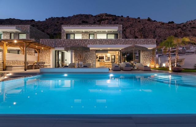 Lido Blue VIlla mit Whirlpool und Pool