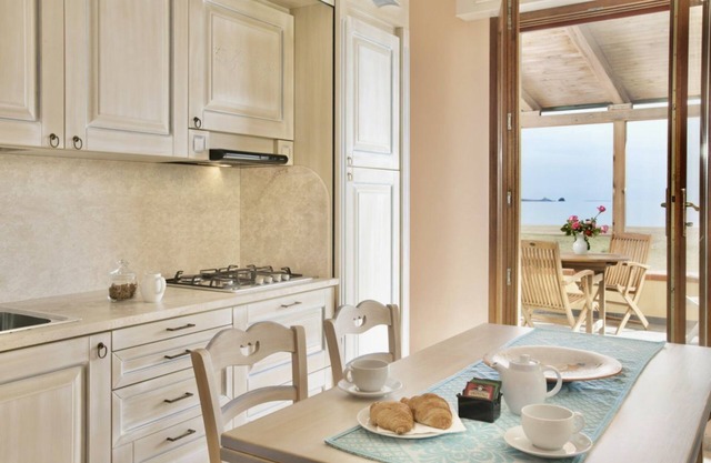 Lido Chelo Suite 3 beds sea view