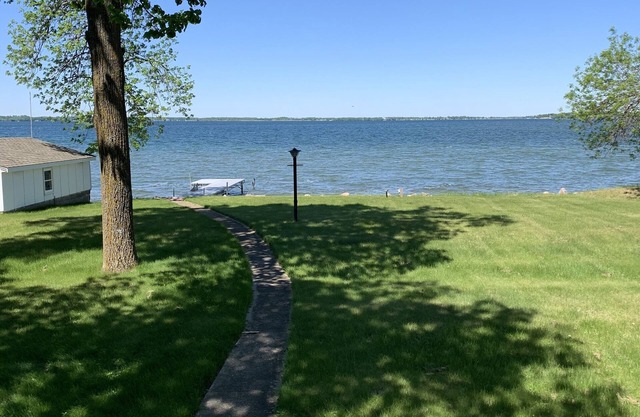 Life is better on Lake Lida!! - Open for 2024 bookings