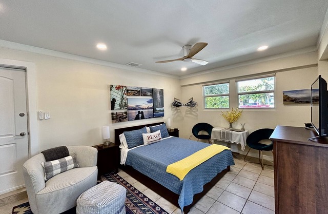 Helles und helles modernes Strandstudio