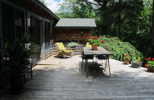 Light filled Cozy 3-bedroom house in enchanting Phoenicia with WiFi, AC