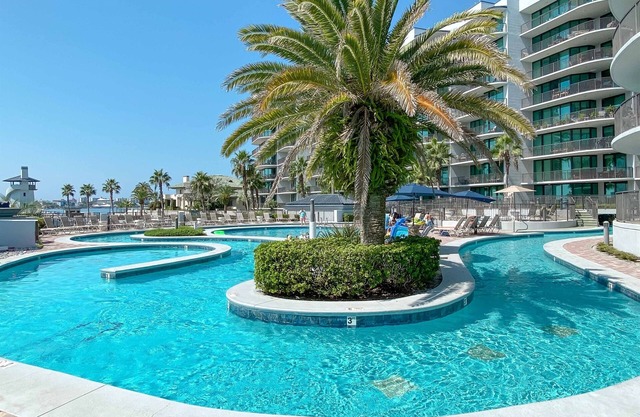 Lighthouse on the Bay 2308-2bd/2ba-Pet Friendly, Lazy River, Boatslip, Bay Views