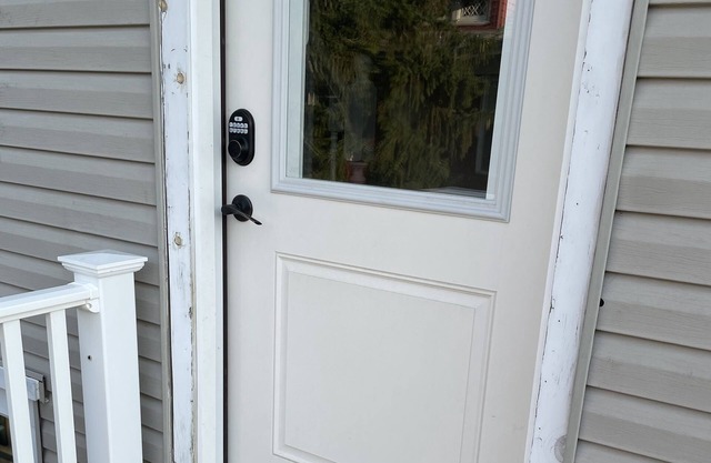 Lighthouse Private Studio with Parking and Entrance West Creek LBI Tuckerton