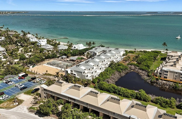 Lighthouse Resort and Club