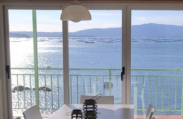 Apartment am Meer mit großer Terrasse und spektakulärer Aussicht