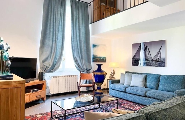 LikeHome Port View