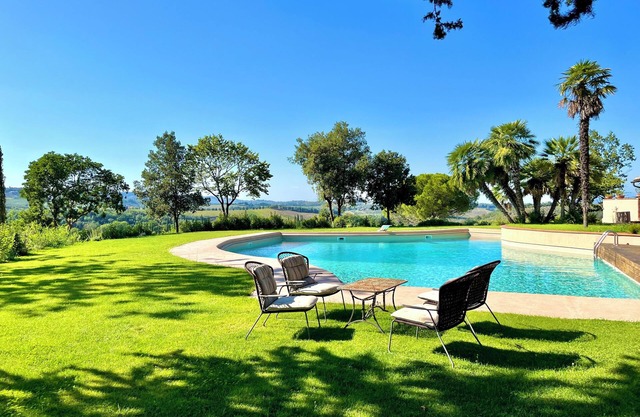 Limonaia con Piscina Privata Vista San Gimignano, Palestra e Campo da Tennis