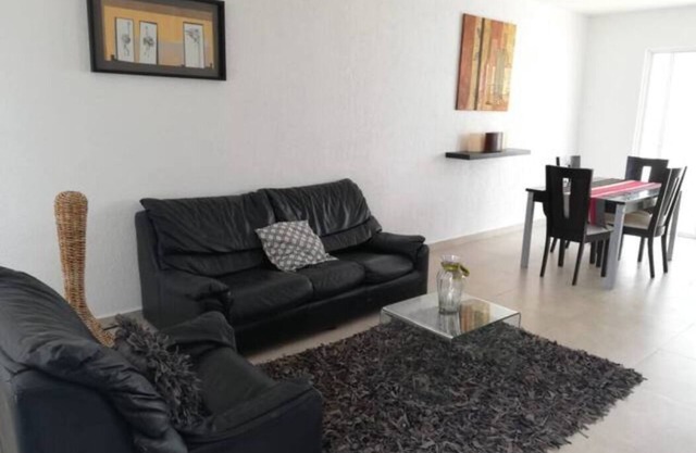 Linda casa excelente ubicación, seguridad 24/7