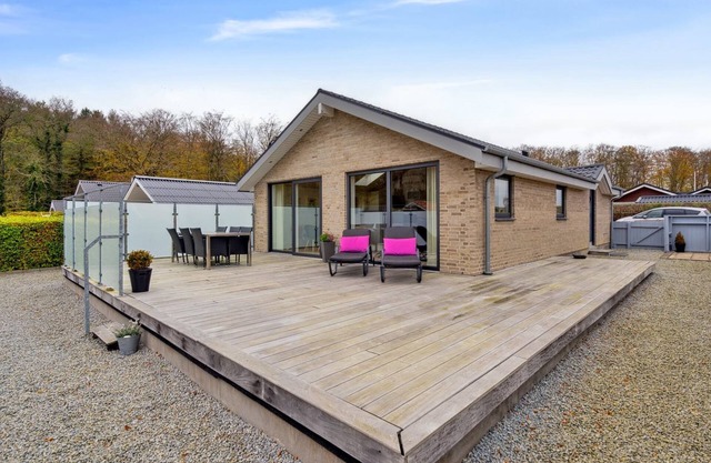 "Lio" - 200m from the sea by Interhome