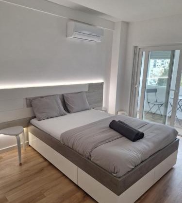 Lisbon South Bay Rooms 2
