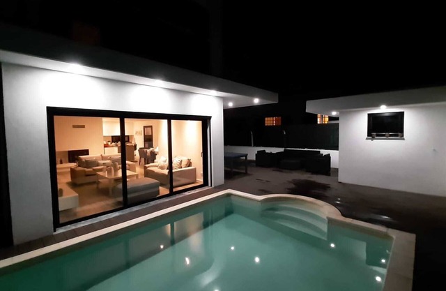 Lissabon Villa mit Pool