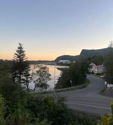 Liten eldre og koselig studiohybel