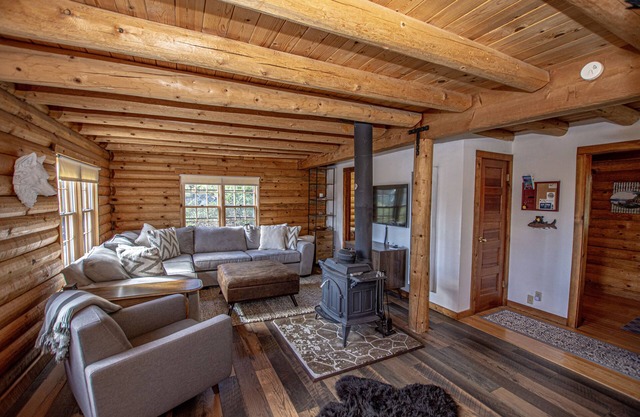 Little Bear Cabin by Hauserman Rentals