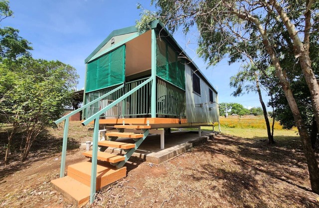 Little Bitty on Howard