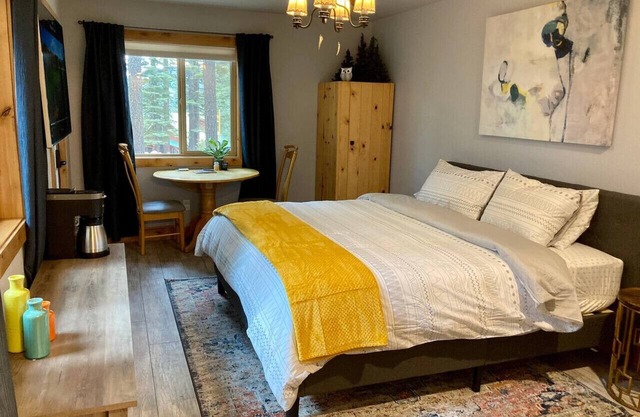Little Dipper - Couples Getaway! NO AirBnB FEEs!