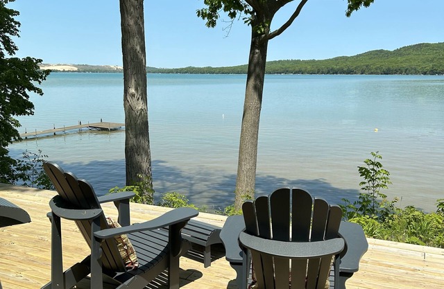 Little Glen House with 100 feet of frontage, huge deck, dock, and boat mooring