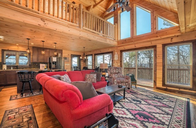Little Mountain Lodge | 3 Bed, 3 Bath