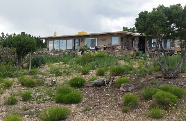 Kleiner Park Road Retreat
