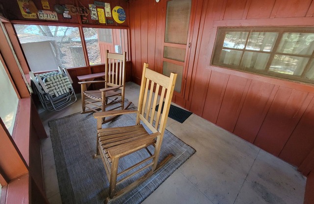 Little Red: Quaint Cabin in the Woods