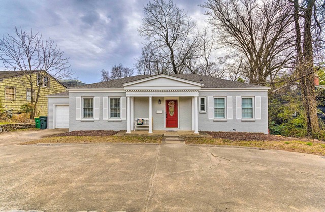 Little Rock Home ~ 5 Mi to Downtown!
