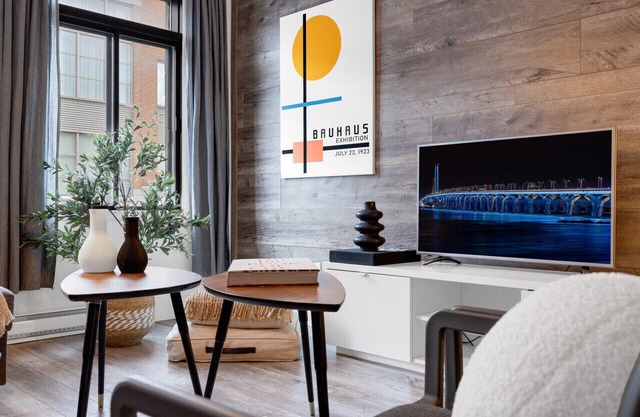 Liv MTL* 55% Off * Urban 1 Spacious 2BR + Central Location | Large Family Retreat + Office + Pets Stay Free!