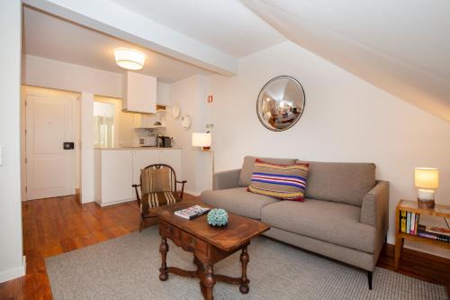 Live like a local @ Casa da Esquina - Wifi & A/C