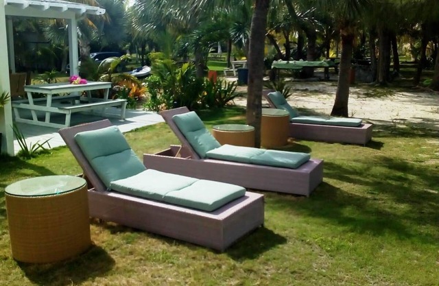 Lebe wie die Reichen und Berühmten in unserer privaten Villa an einem einsamen Strand