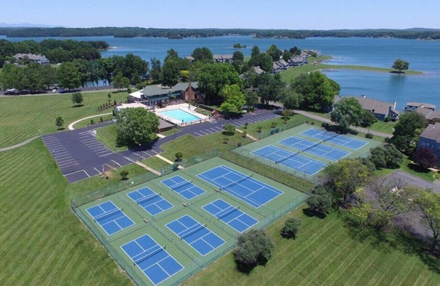 Live, Love, Lake- Condo at Bernard's Landing with community pool, beach and tennis courts.