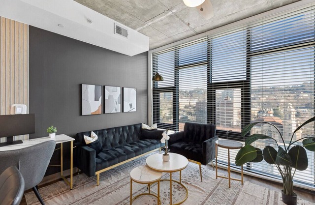 Live the High Life – Chic 2BR Apartment in BHM