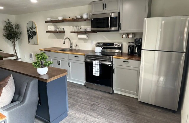 Live Work Downtown Apartment