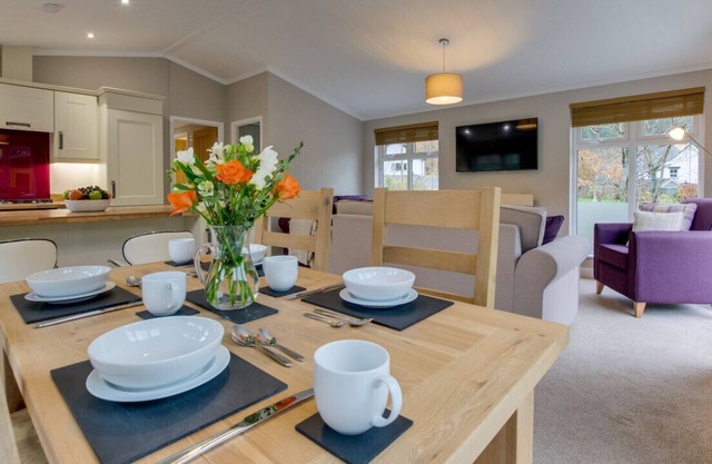 Llyn Alwen Lodge - Zwei Schlafzimmer Haus, Schläft 4