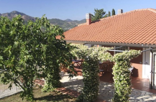 Lo Scoglio nice small villa with Amazing view