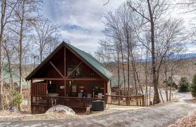 Mountain Memories, 2 bed / 2bath Kabine 1. 5 mi. vom Parkway im Sherwood Forest