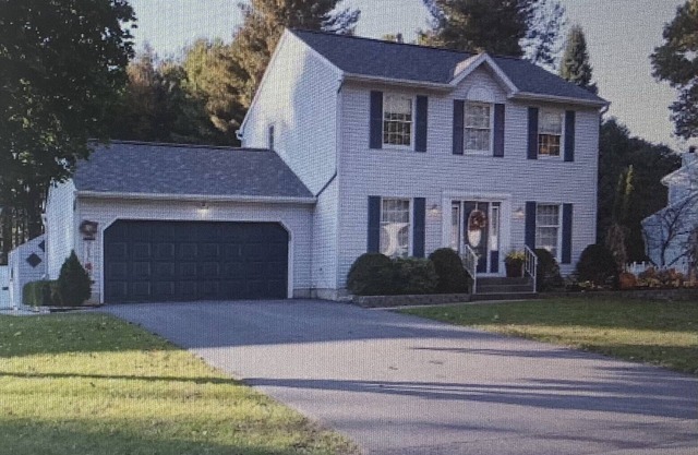 Located by the Adirondack Mountains and right outside Saratoga Springs.