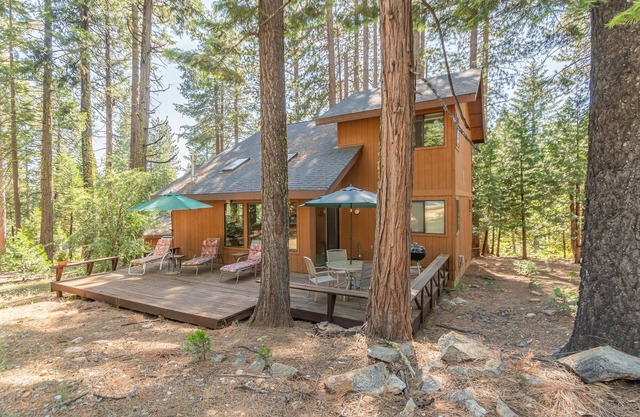 LOCATED IN DORRINGTON - CLOSE TO BEAR VALLEY SKI RESORT!
