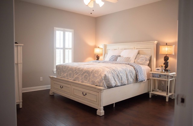 located in the downtown Lake Charles!!! 5 min drive to the civic center